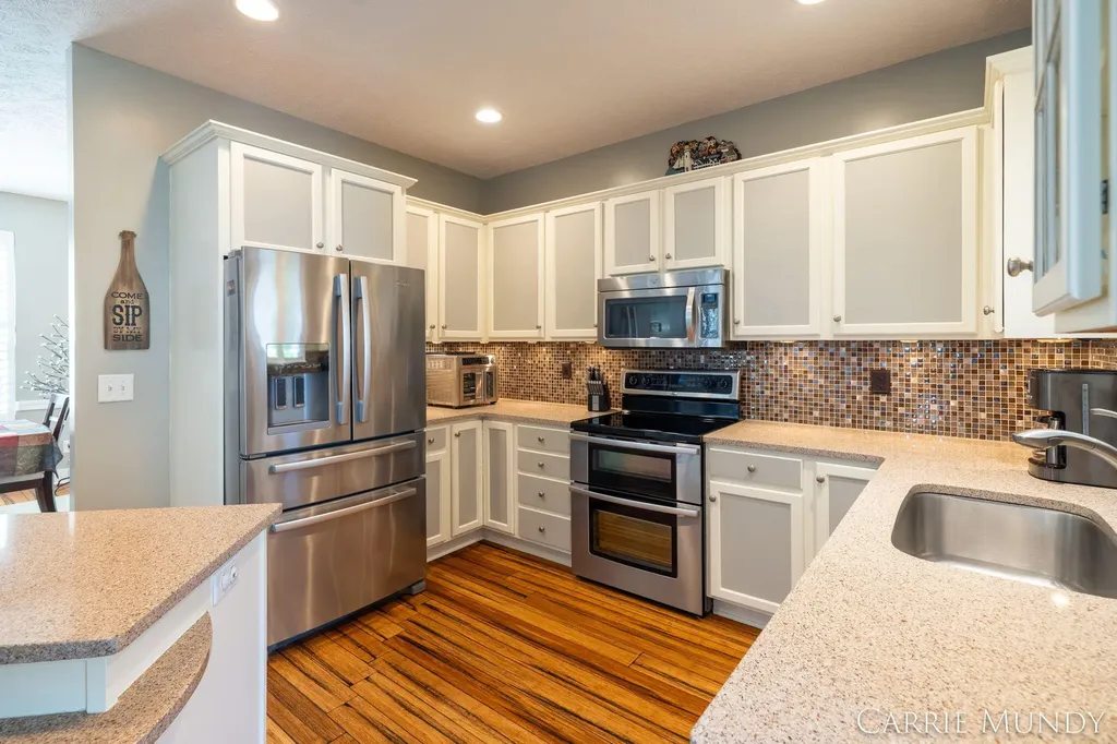 557 Brookstone Street Holland City MI 49423