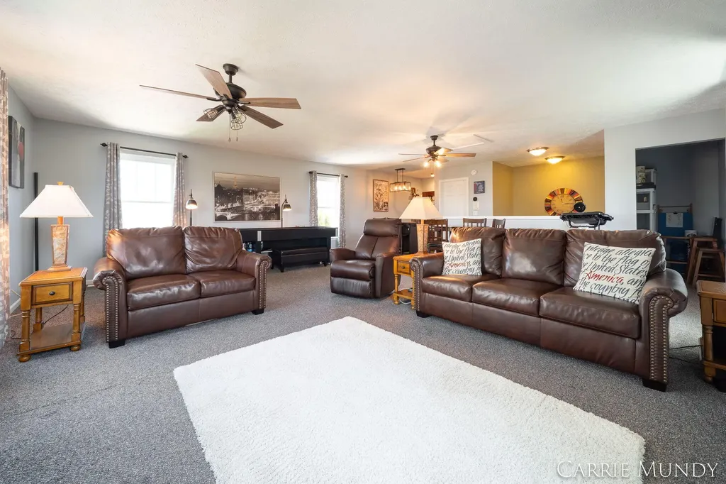 557 Brookstone Street Holland City MI 49423
