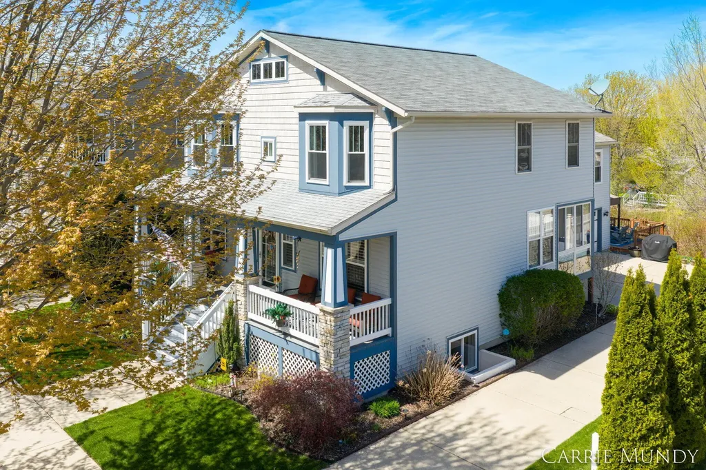 557 Brookstone Street Holland City MI 49423