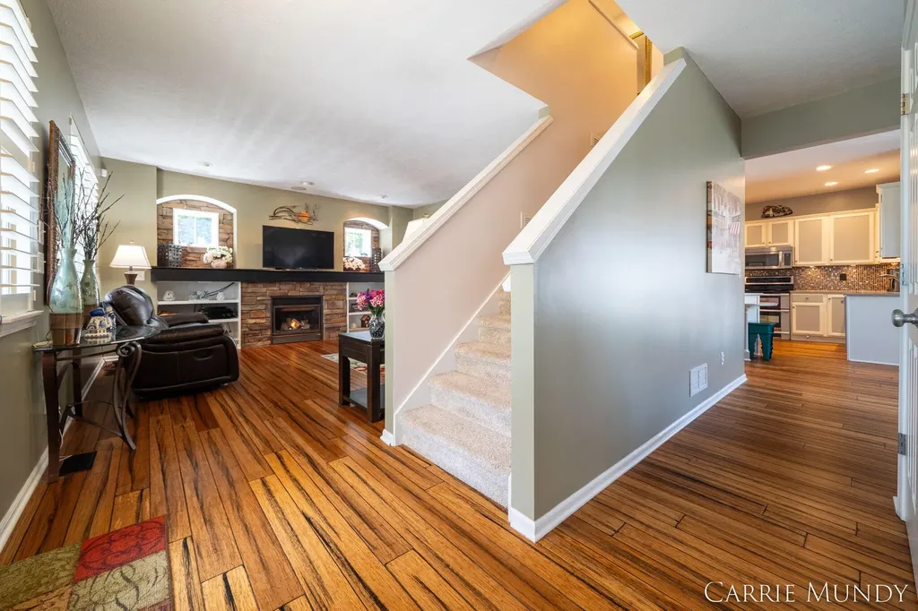 557 Brookstone Street Holland City MI 49423