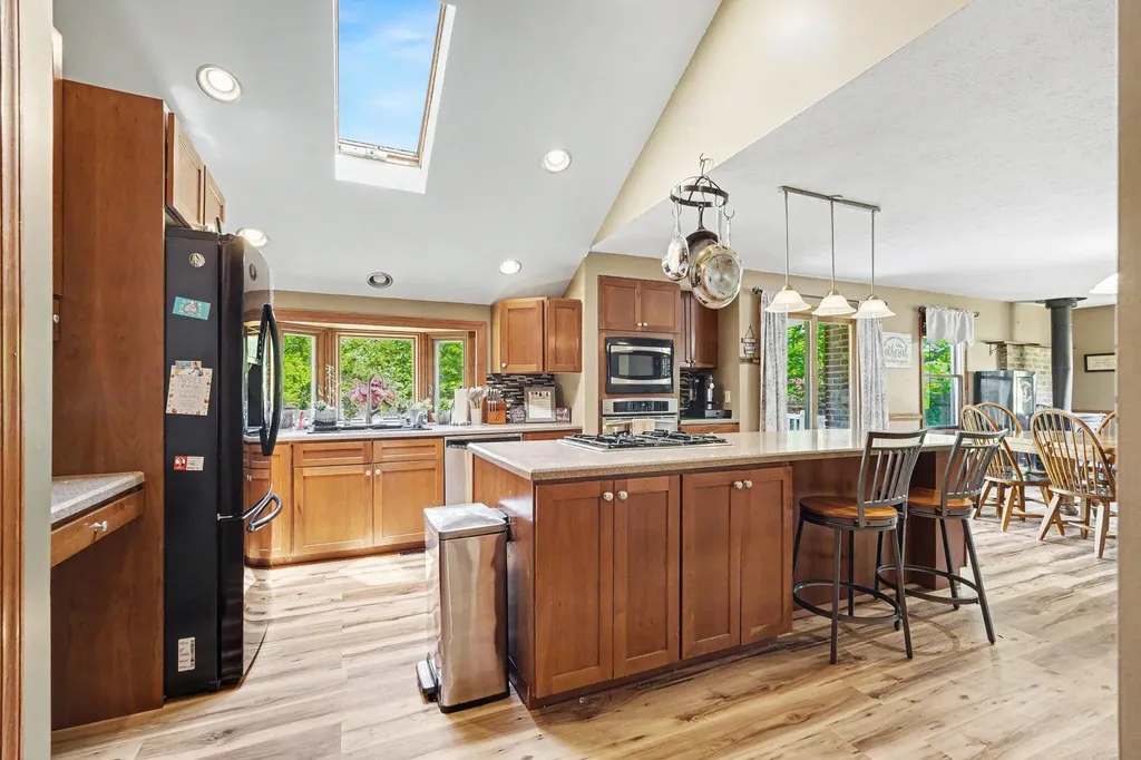 1721 Indian Lakes Road NW Sparta Township MI 49330
