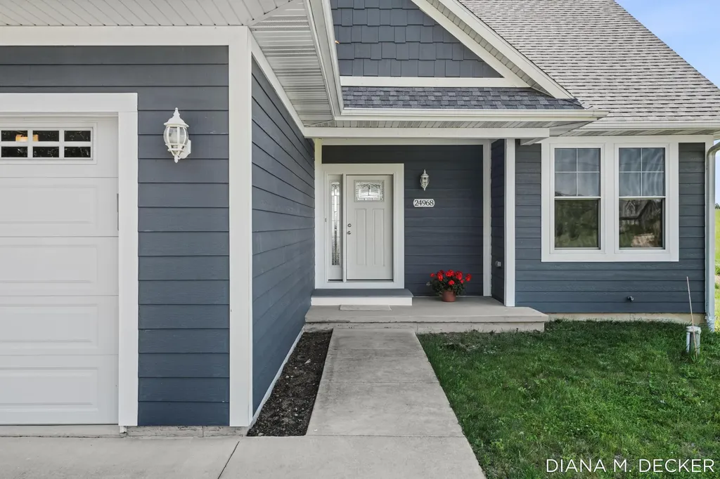 24968 44th Street Waverly Township MI 49026