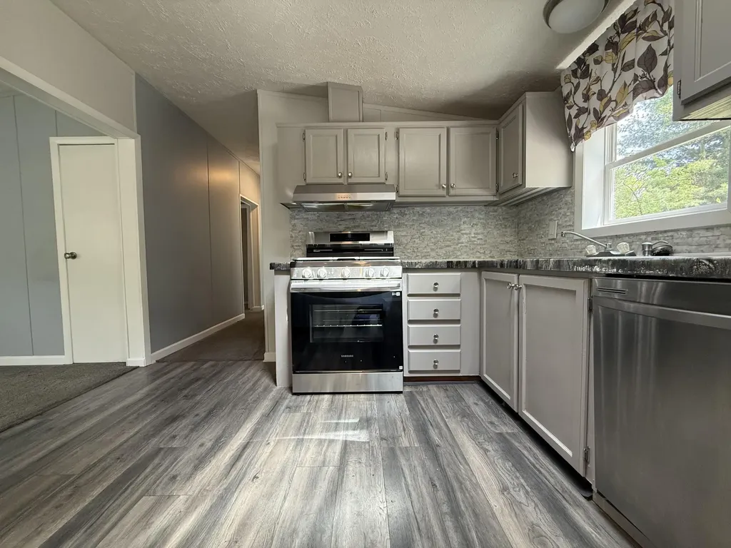 139 Pasadena Avenue Bedford Charter Township MI 49017