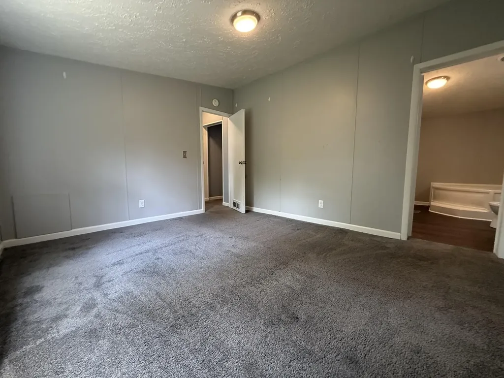 139 Pasadena Avenue Bedford Charter Township MI 49017