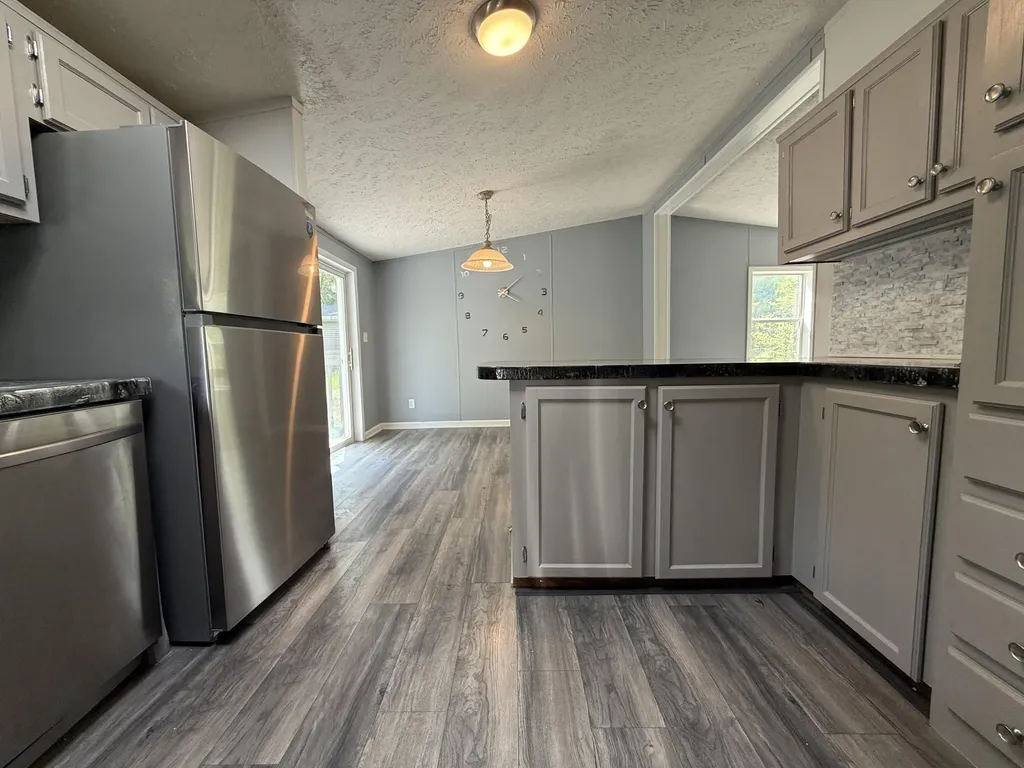 139 Pasadena Avenue Bedford Charter Township MI 49017