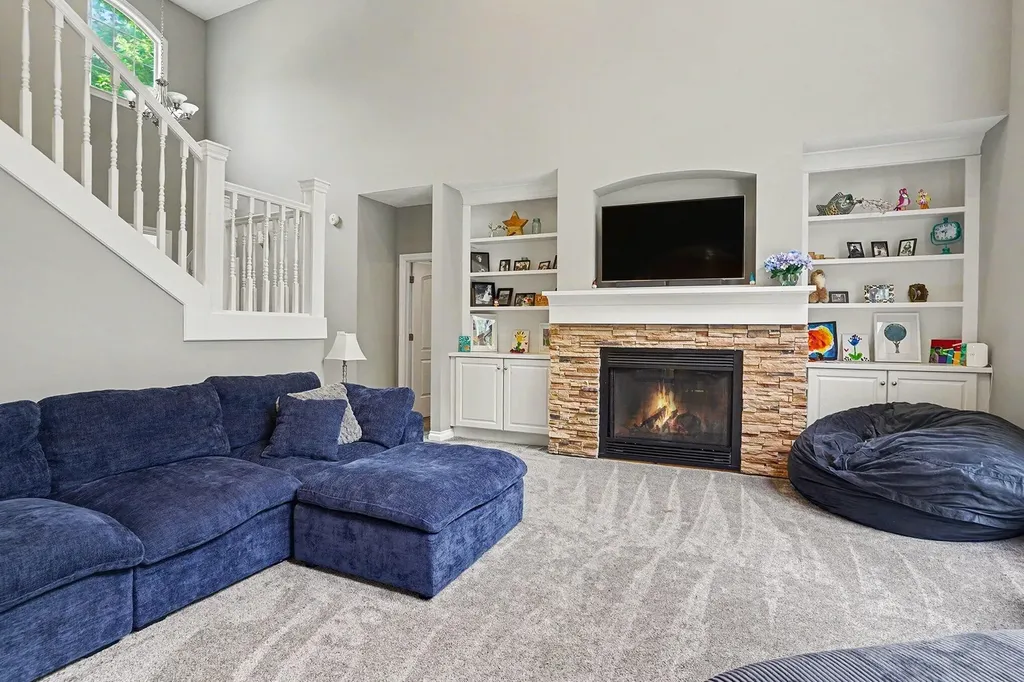 6400 Boulder Drive Norton Shores City MI 49444