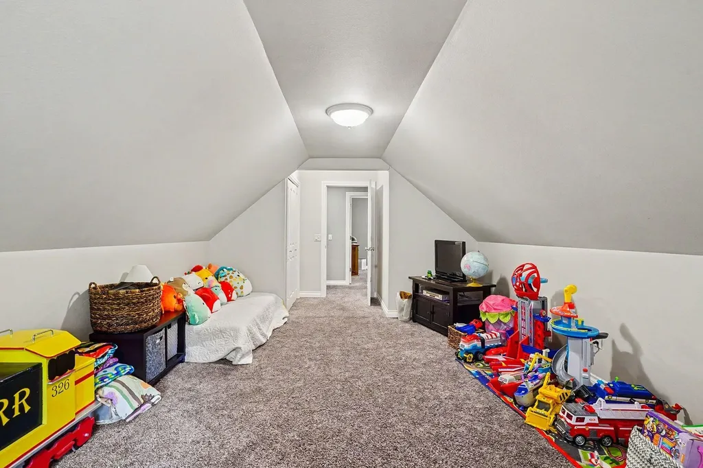 6400 Boulder Drive Norton Shores City MI 49444