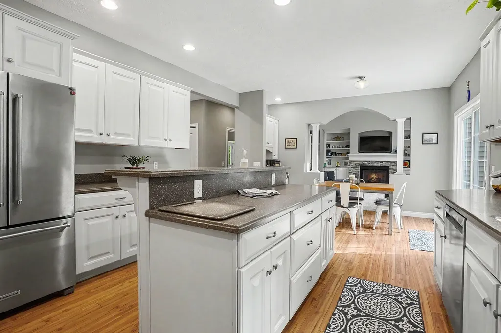 6400 Boulder Drive Norton Shores City MI 49444