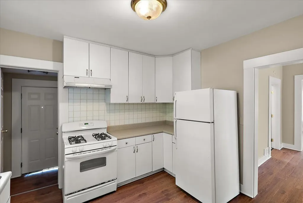 515 Woodlawn Street SE Grand Rapids City MI 49507