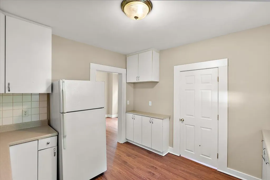 515 Woodlawn Street SE Grand Rapids City MI 49507