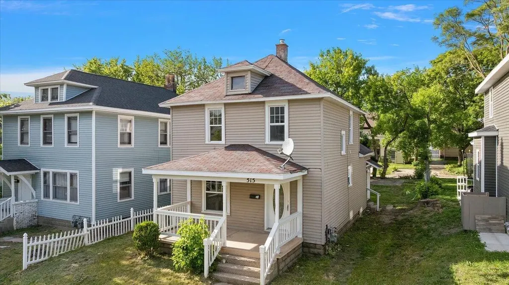 515 Woodlawn Street SE Grand Rapids City MI 49507