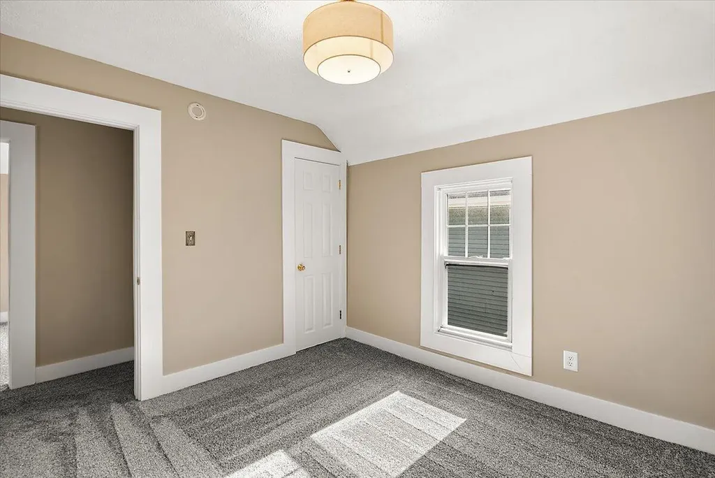 515 Woodlawn Street SE Grand Rapids City MI 49507