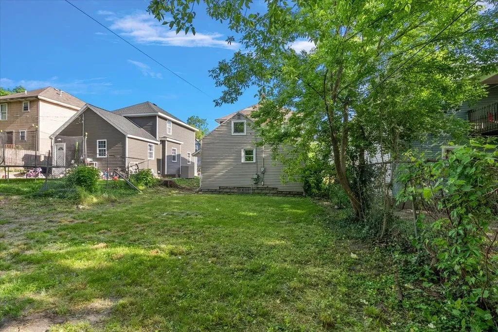 515 Woodlawn Street SE Grand Rapids City MI 49507