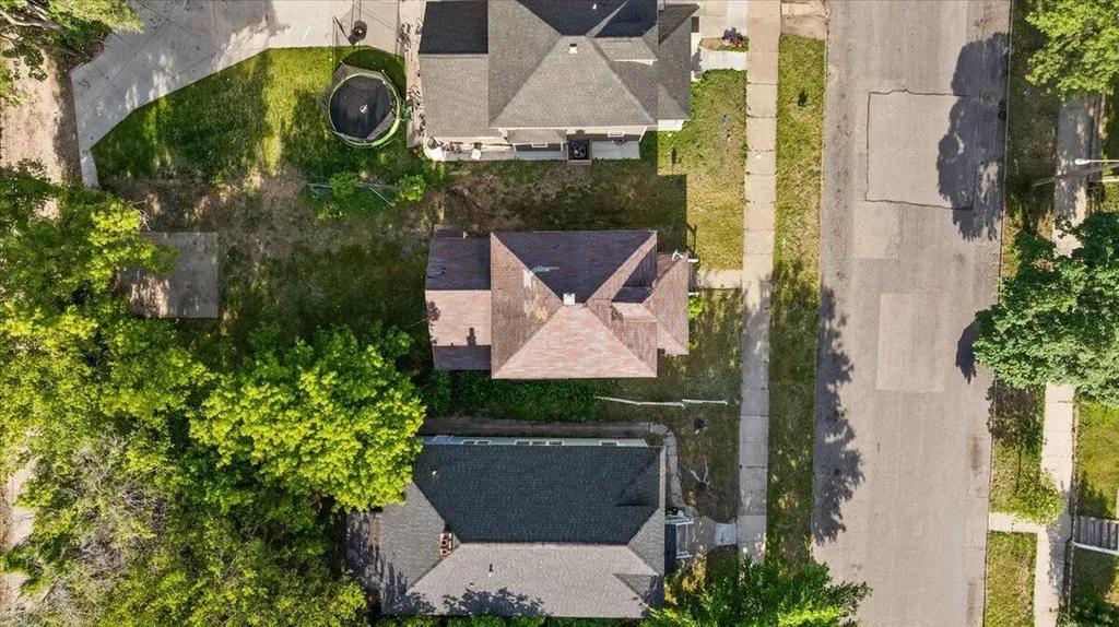 515 Woodlawn Street SE Grand Rapids City MI 49507