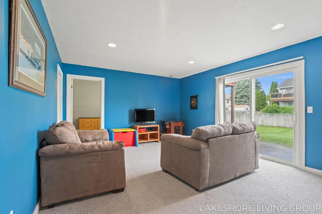 3769 Pine Meadow Drive Holland Charter Township MI 49424