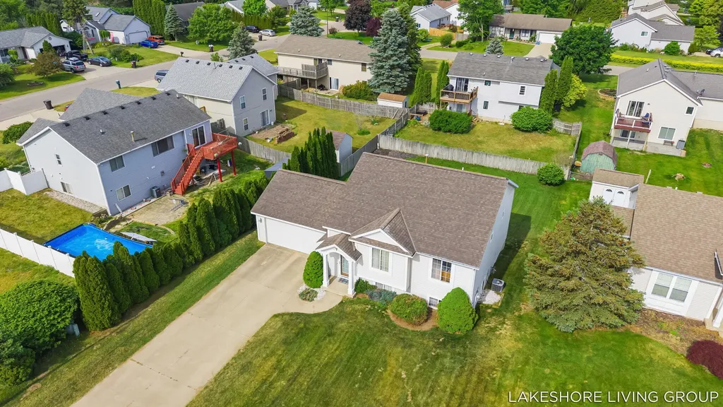 3769 Pine Meadow Drive Holland Charter Township MI 49424