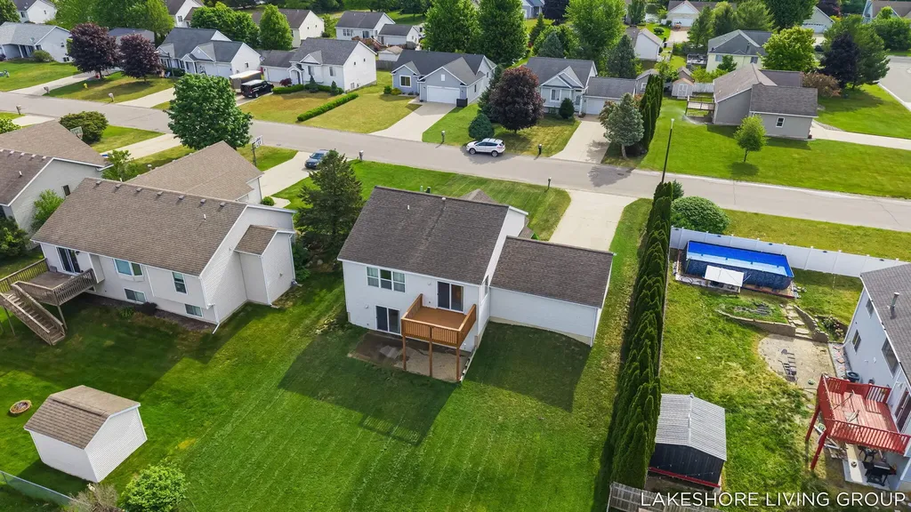3769 Pine Meadow Drive Holland Charter Township MI 49424