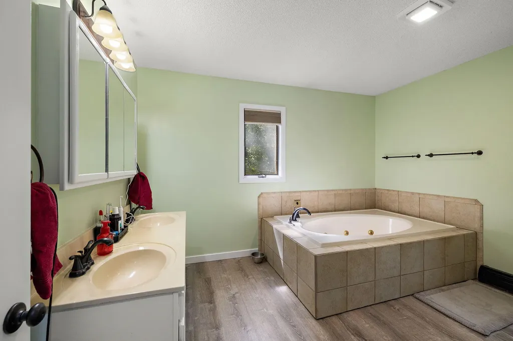 2713 E White Lake Drive Dalton Township MI 49457