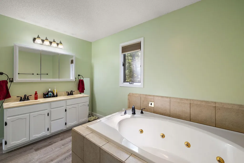 2713 E White Lake Drive Dalton Township MI 49457