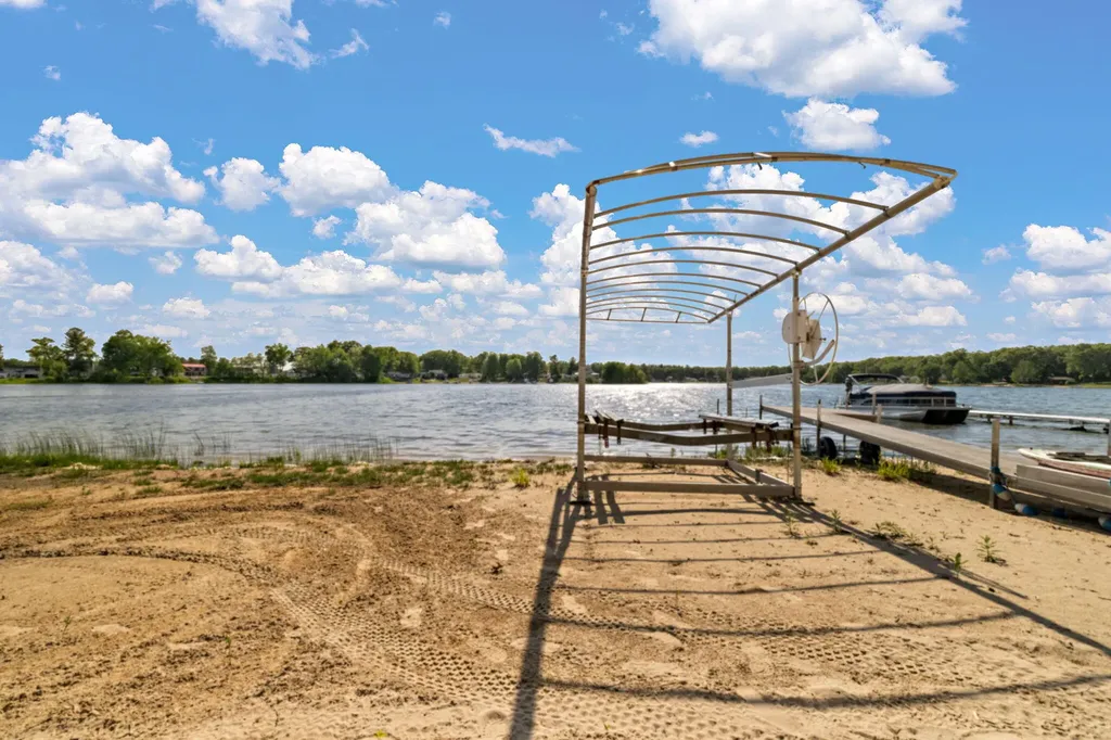 2713 E White Lake Drive Dalton Township MI 49457