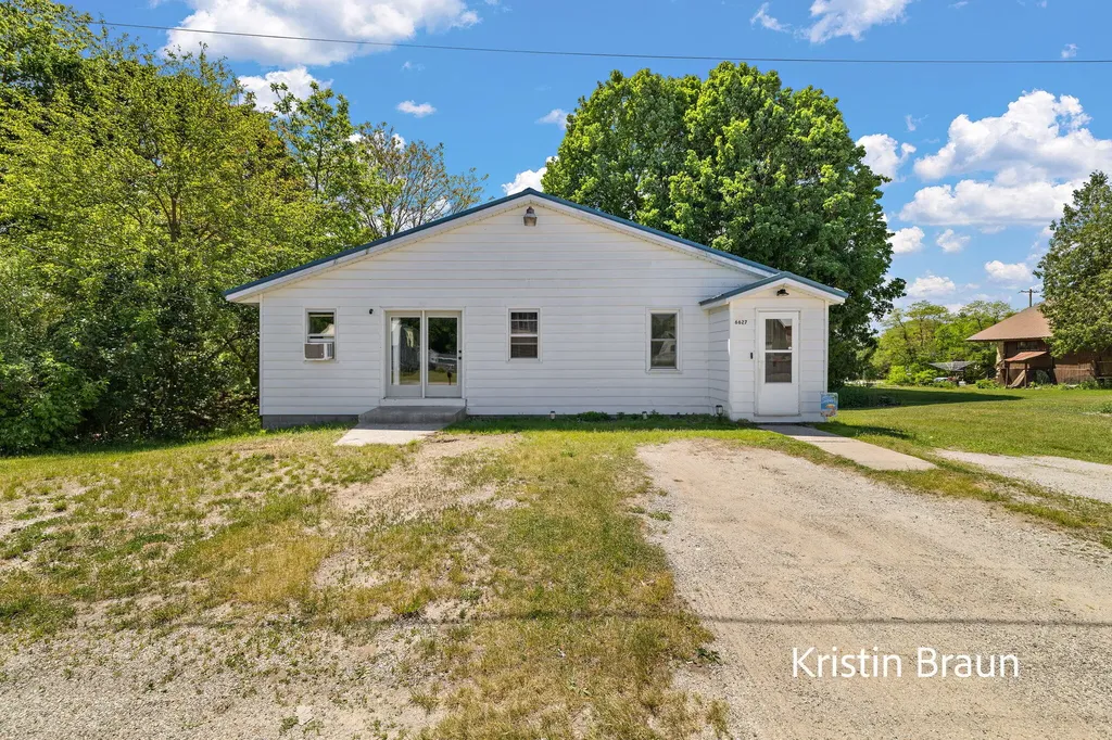 6627 2nd Street Holton Township MI 49425