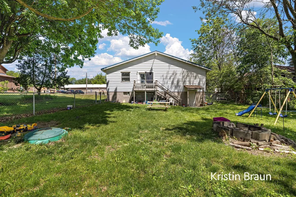 6627 2nd Street Holton Township MI 49425
