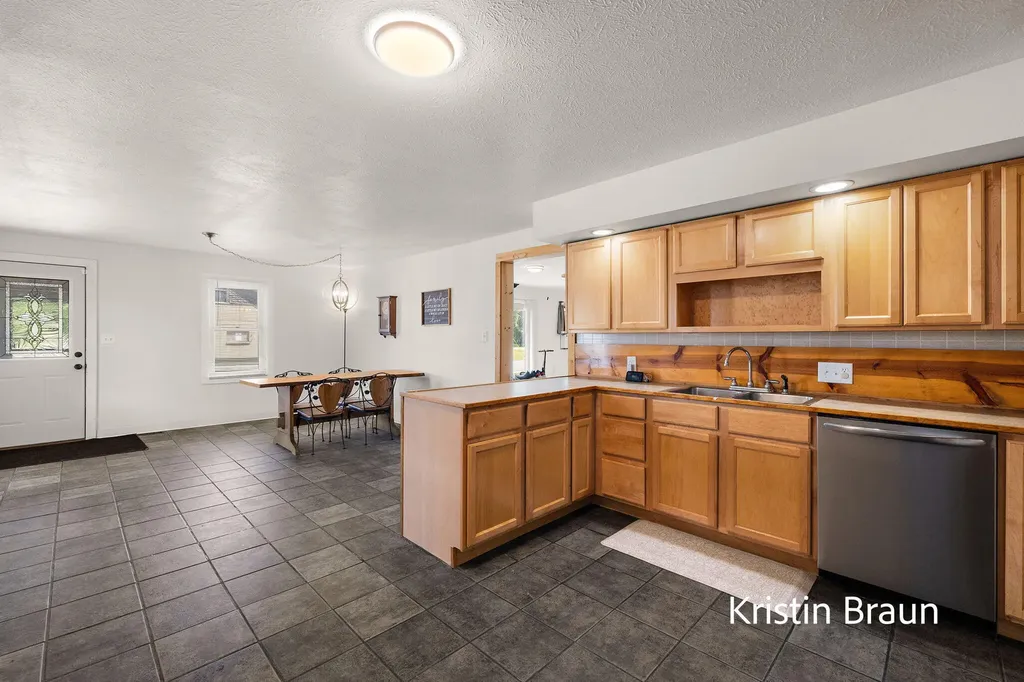 6627 2nd Street Holton Township MI 49425