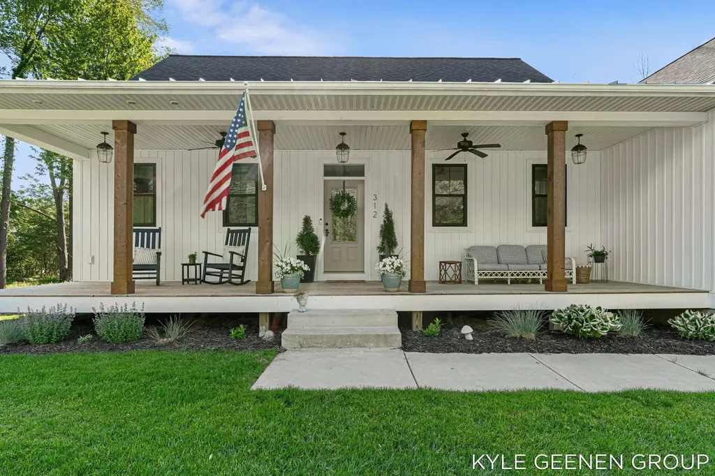 312 48th Avenue Jamestown Charter Township MI 49464