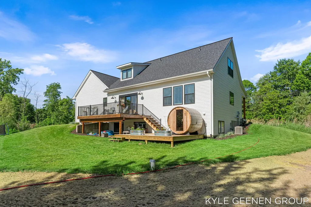 312 48th Avenue Jamestown Charter Township MI 49464