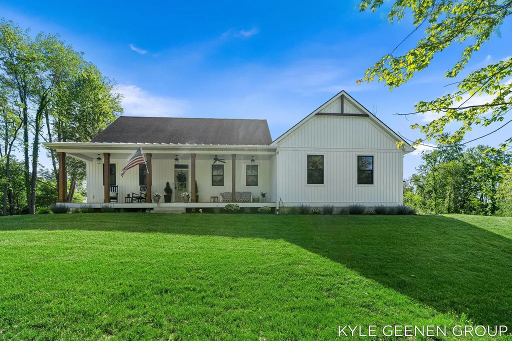 312 48th Avenue Jamestown Charter Township MI 49464
