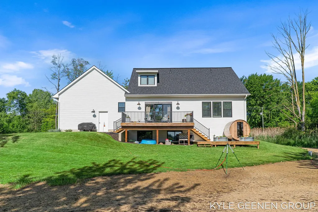 312 48th Avenue Jamestown Charter Township MI 49464