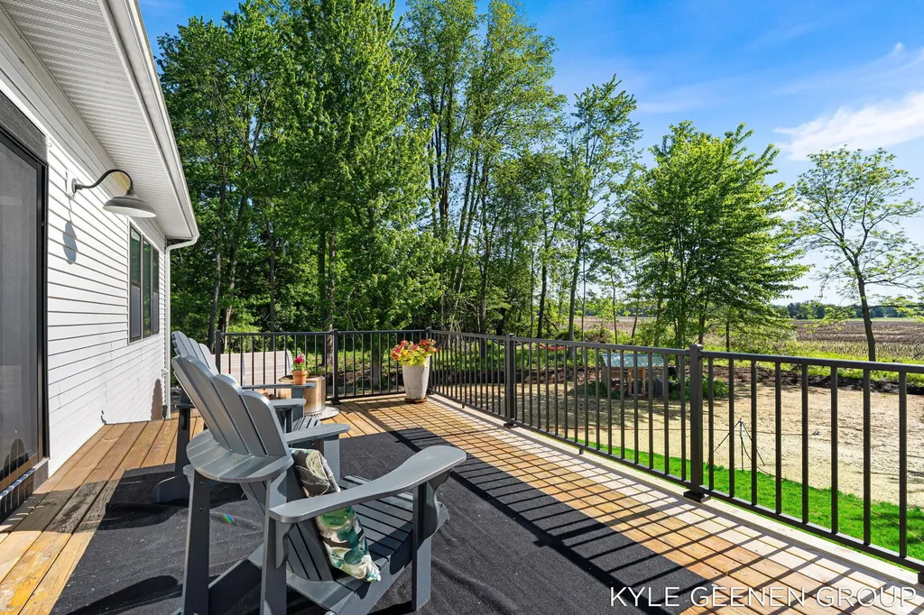 312 48th Avenue Jamestown Charter Township MI 49464