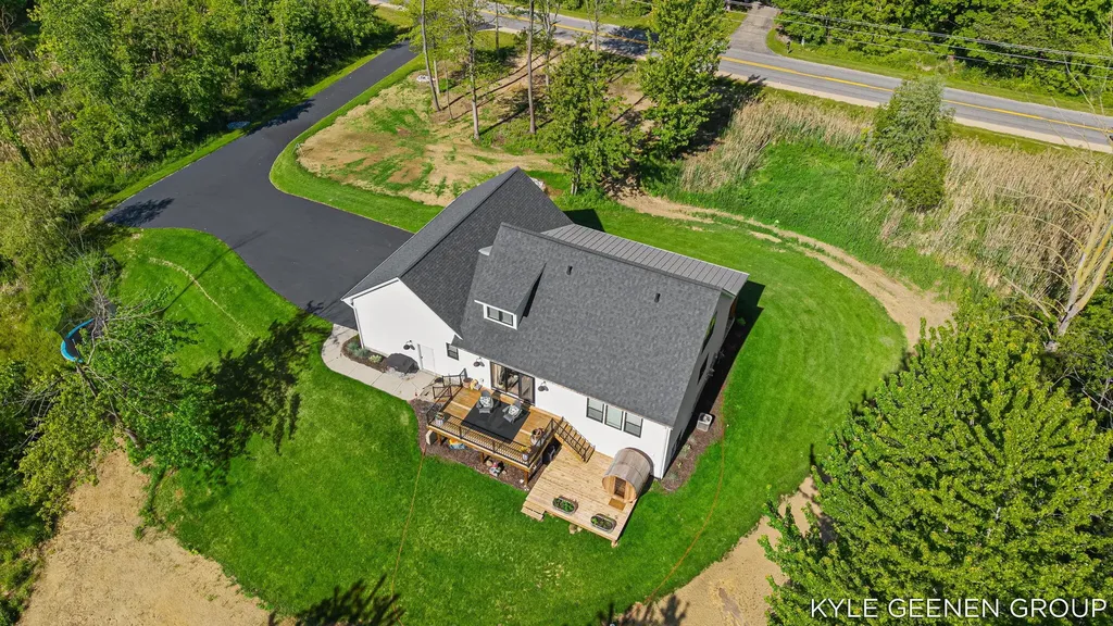 312 48th Avenue Jamestown Charter Township MI 49464