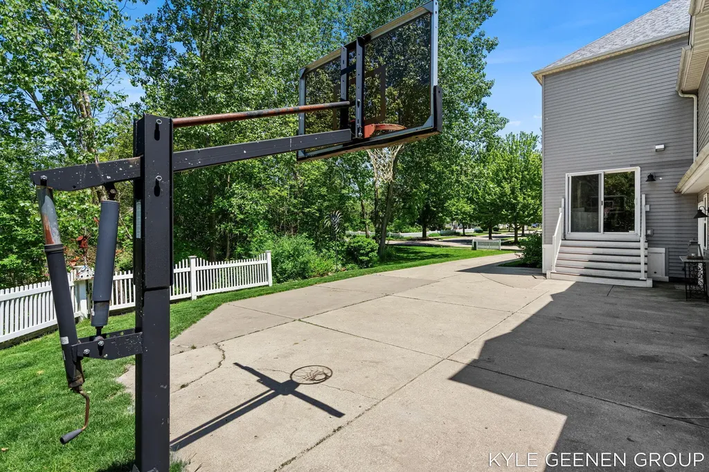 1104 Keystone Road Holland City MI 49423