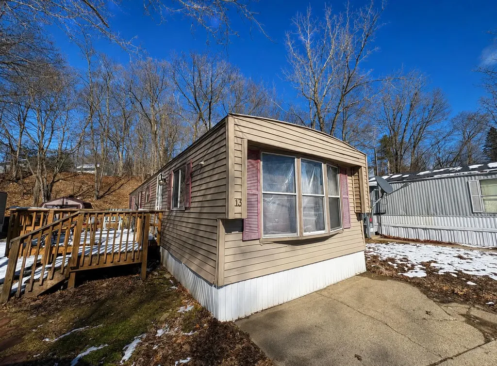 4747 W River Drive NE Plainfield Charter Township MI 49321