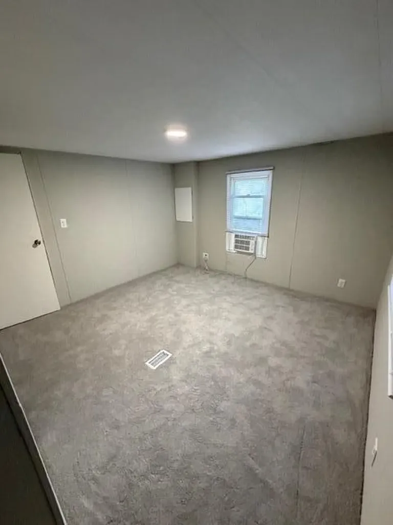 4747 W River Drive NE Plainfield Charter Township MI 49321
