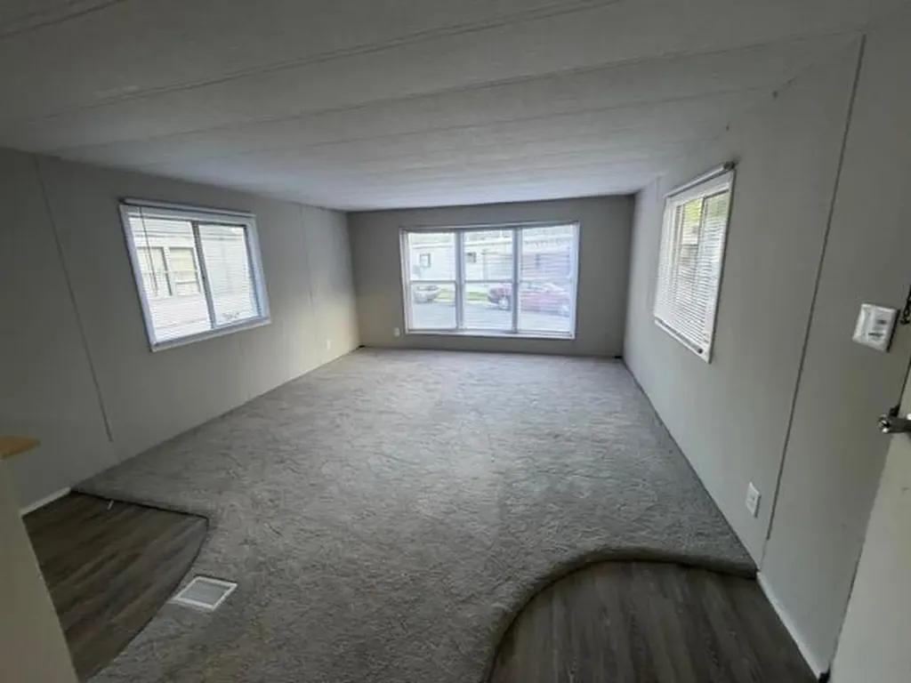 4747 W River Drive NE Plainfield Charter Township MI 49321