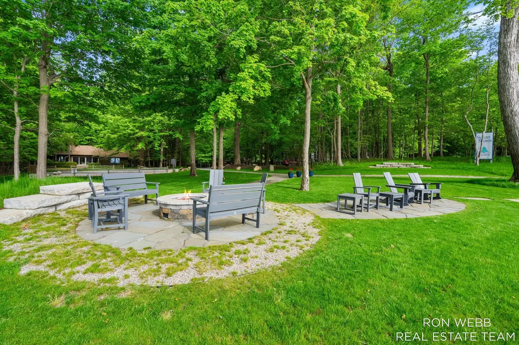 1234 Shorecrest Drive Ganges Township MI 49090