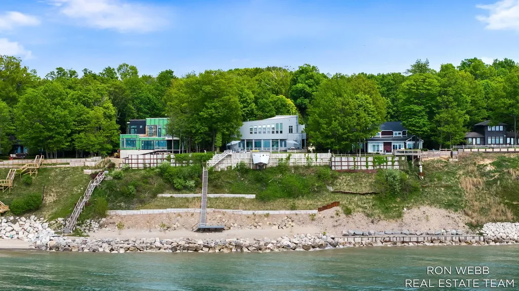1234 Shorecrest Drive Ganges Township MI 49090