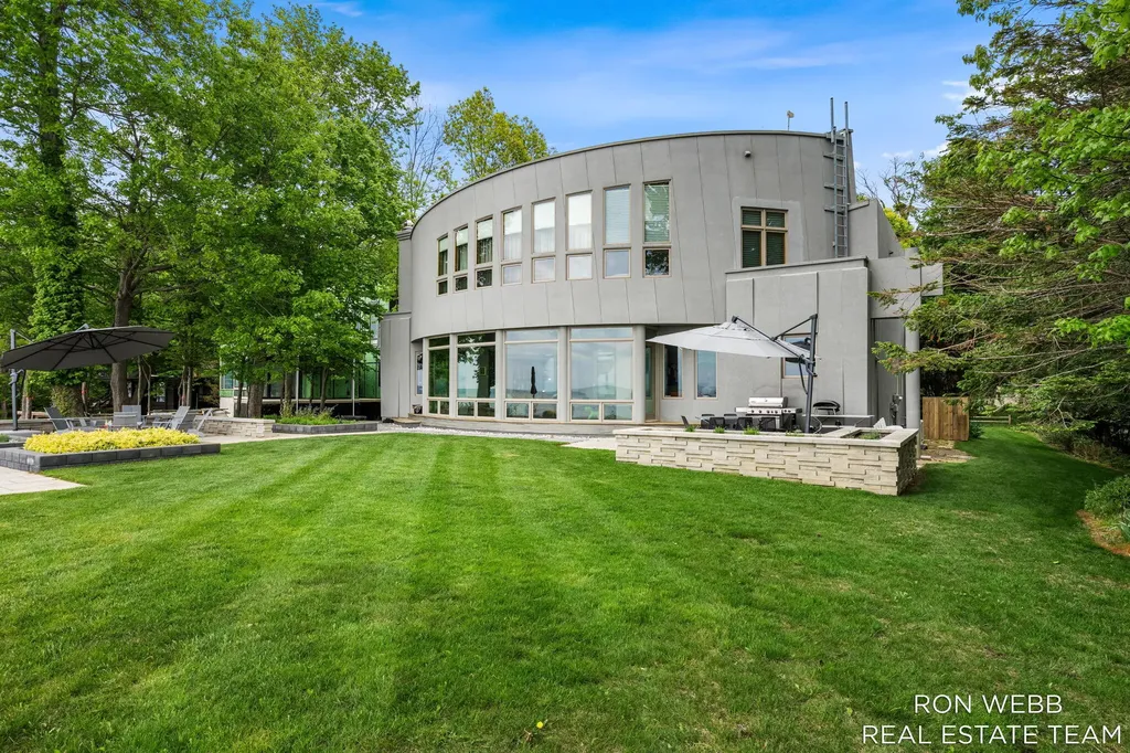 1234 Shorecrest Drive Ganges Township MI 49090