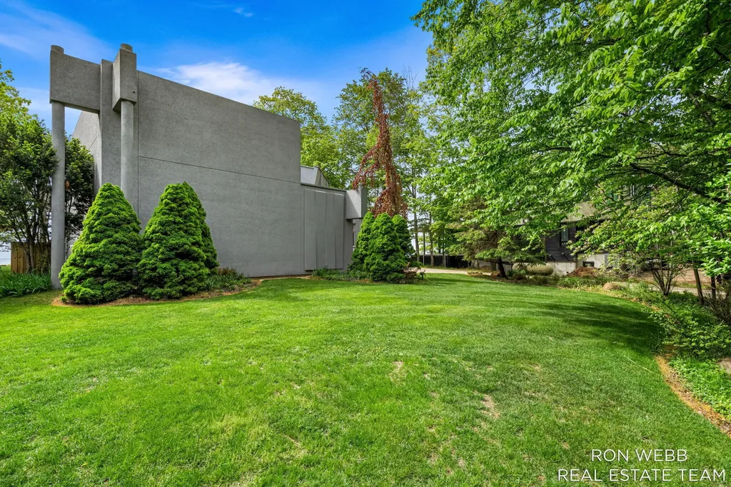 1234 Shorecrest Drive Ganges Township MI 49090