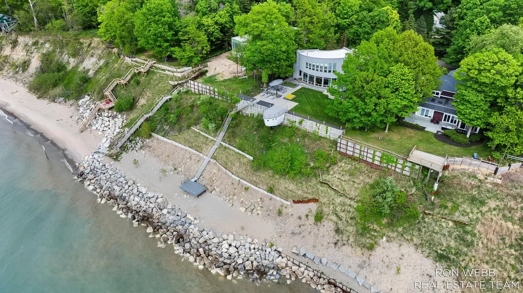 1234 Shorecrest Drive Ganges Township MI 49090