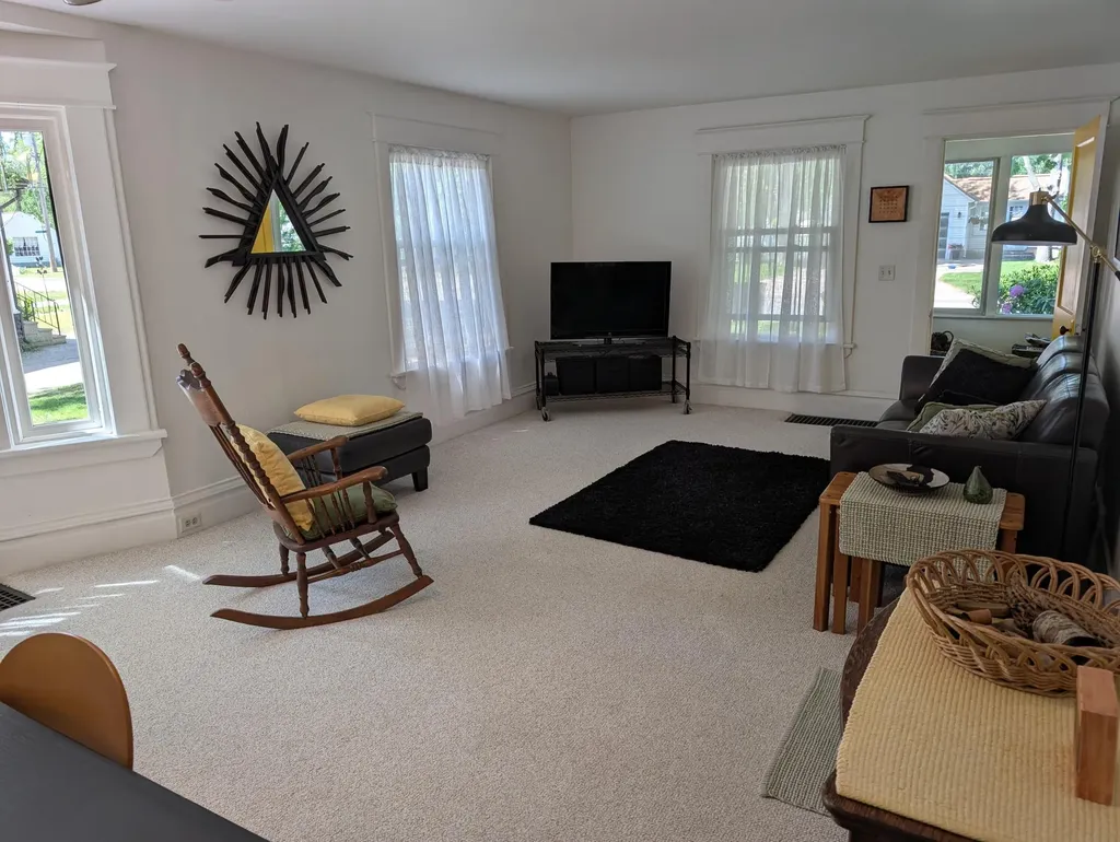 1861 Glen Avenue Muskegon City MI 49441