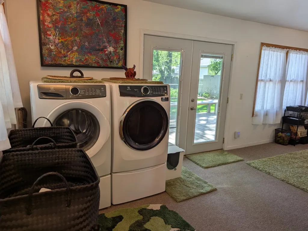 1861 Glen Avenue Muskegon City MI 49441