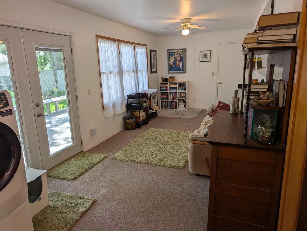 1861 Glen Avenue Muskegon City MI 49441