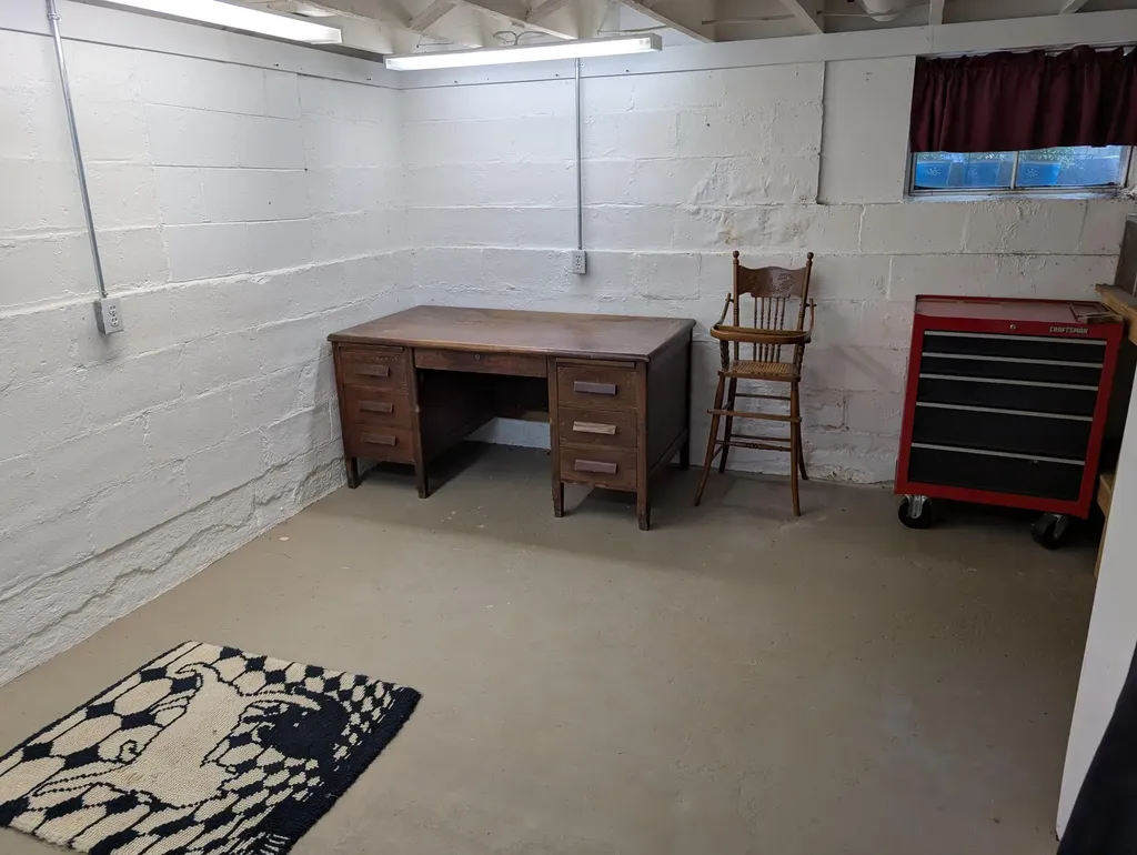 1861 Glen Avenue Muskegon City MI 49441