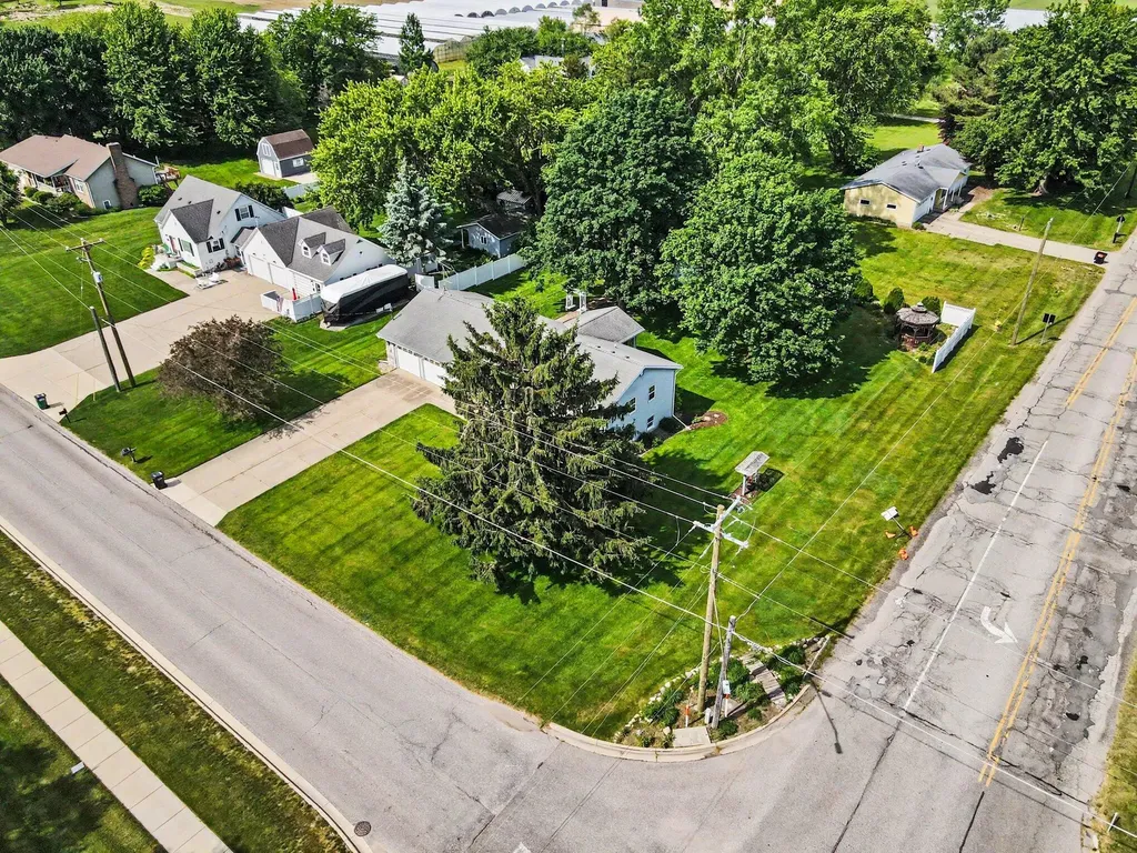 4809 40th Avenue Jamestown Charter Township MI 49426