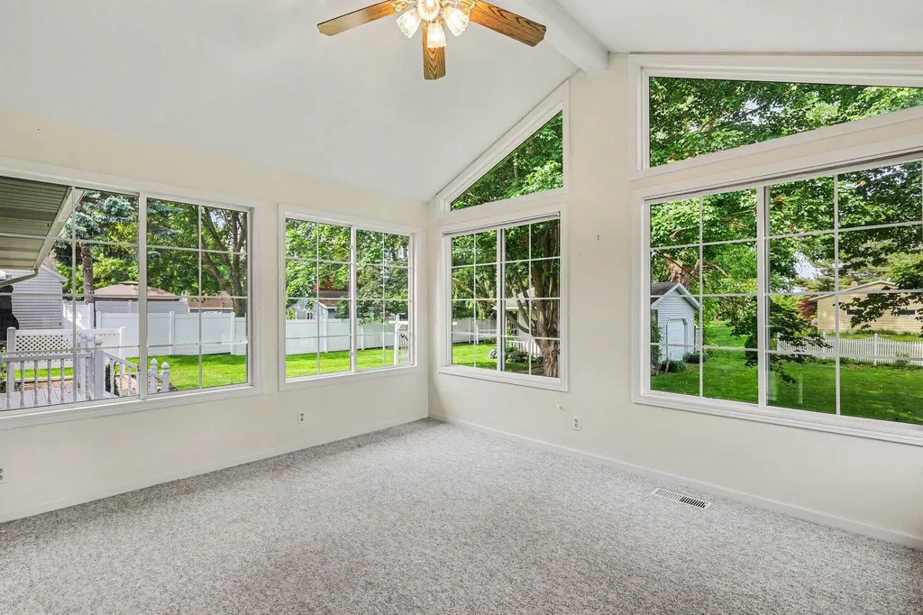 4809 40th Avenue Jamestown Charter Township MI 49426