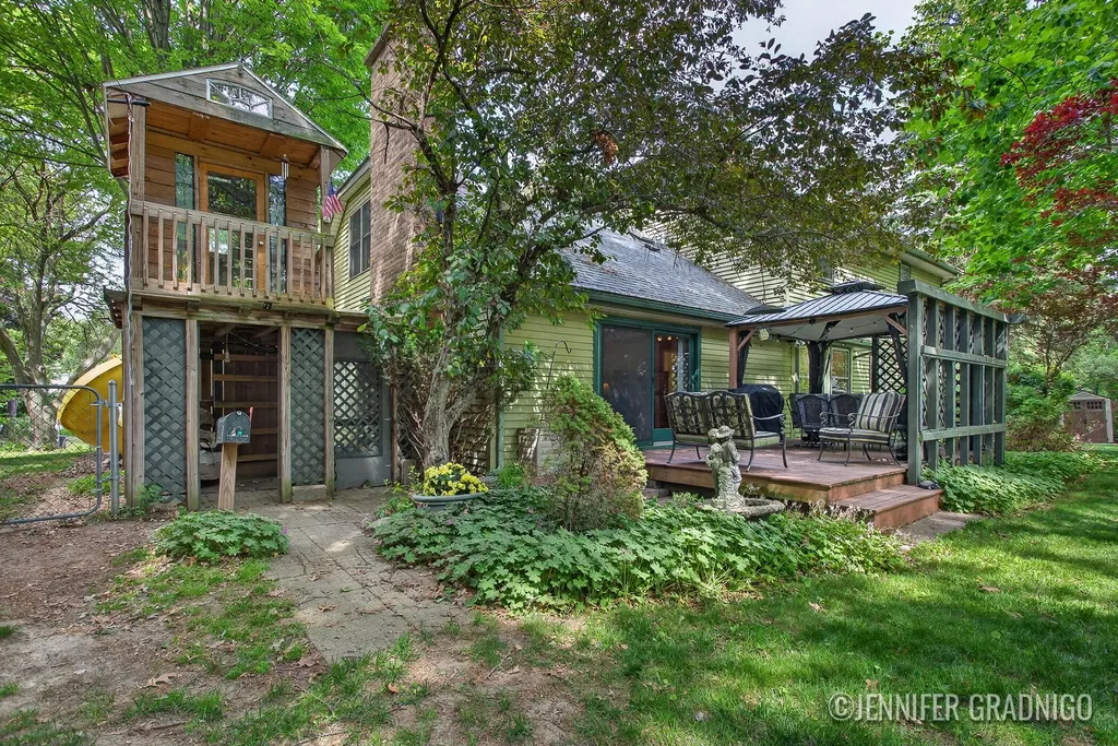 2000 Frontier Court SW Wyoming City MI 49519
