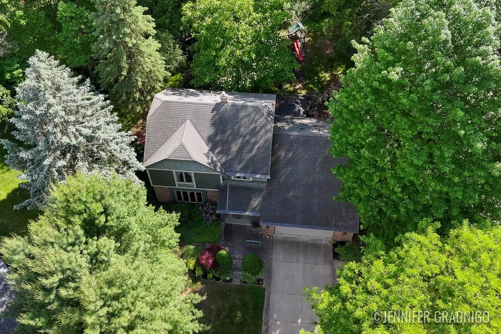 2000 Frontier Court SW Wyoming City MI 49519